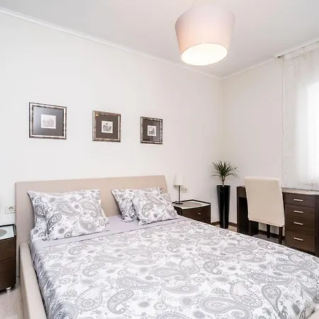 Apartment Iris *